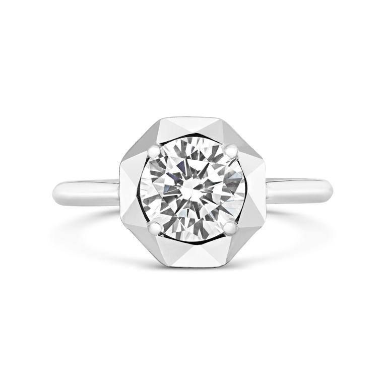 Stella solitaire Canadian diamond engagement ring